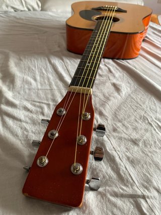 Guitarra Acústica Madera Clara
