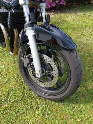Suzuki Bandit 650 Negra