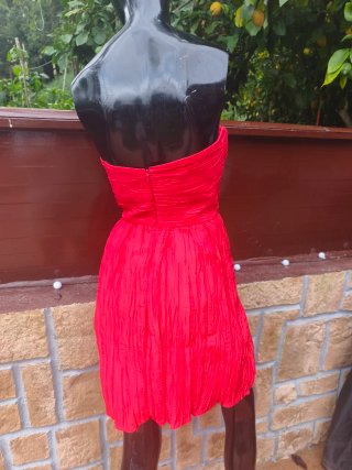 Vestido eventos invitada rojo talla pequeño