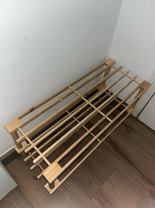 Zapatero de madera