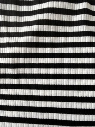 Vestido largo de rayas blanco y negro