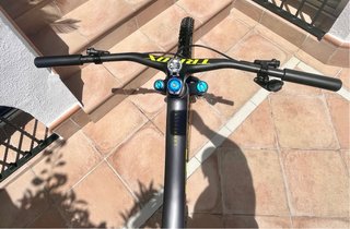 BH Lynx Race Carbon/ Sram GX AXS / Ruedas Carbono