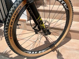BH Lynx Race Carbon/ Sram GX AXS / Ruedas Carbono