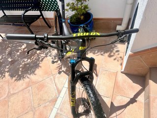 BH Lynx Race Carbon/ Sram GX AXS / Ruedas Carbono