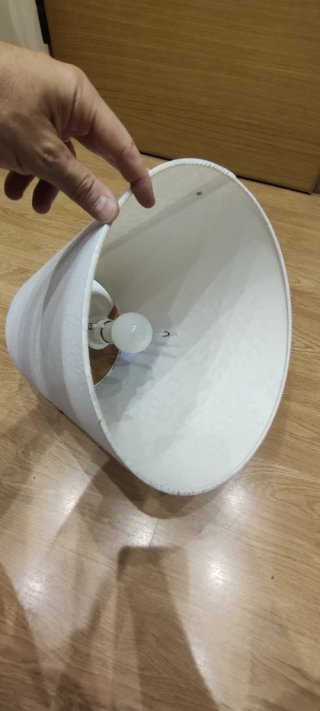 Pantalla de lámpara de tela beige