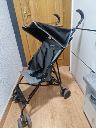 Silla de paseo Safety 1st ligera