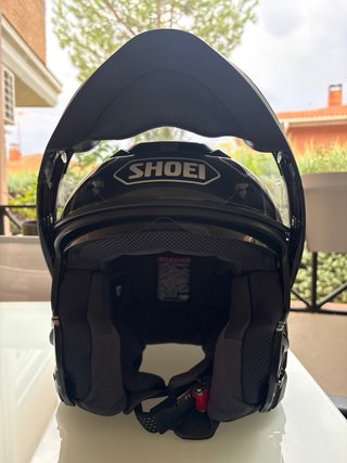 Casco de moto negro