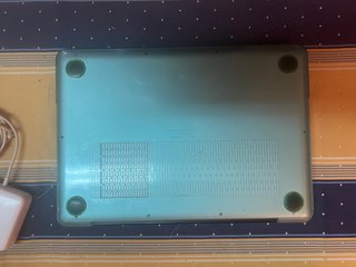 MacBook Pro 13" A1278 + cargador original + funda