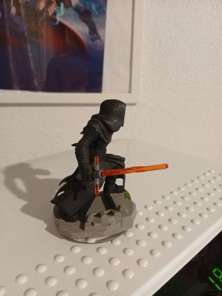 Figura Disney Infinity Kylo Ren
