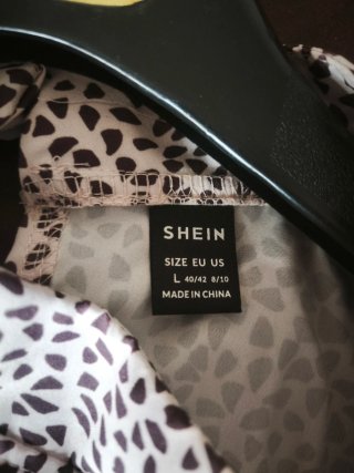Vestido estampado Shein, Talla L