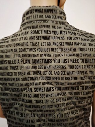 Chaleco estampado Let Go