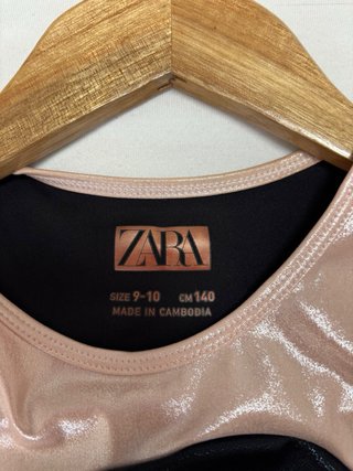 Top Zara Negro y Rosa Brillante