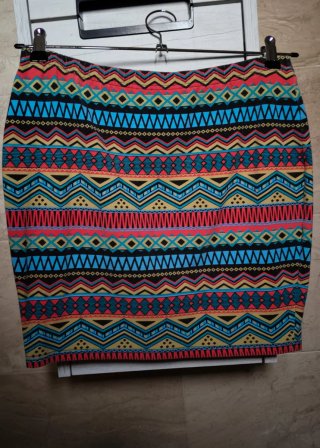 Minifalda étnica multicolor