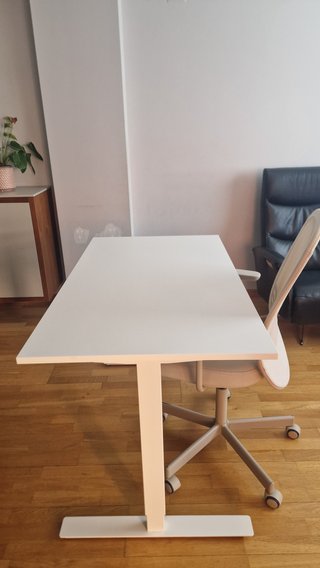 Escritorio IKEA TROTTEN elevable blanco 120x70 cm