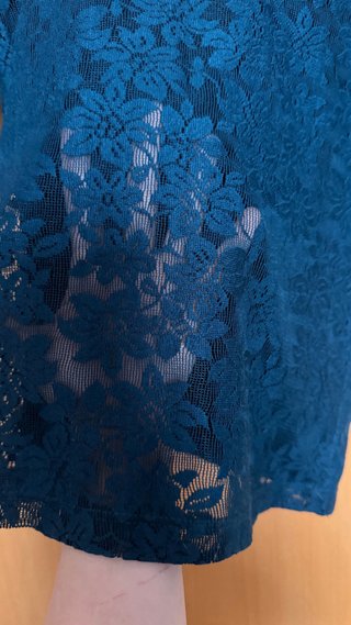 Blusa de encaje verde azulado