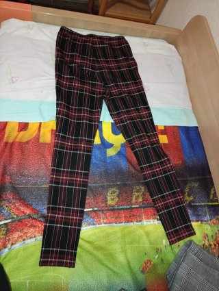 Pantalones de cuadros grises