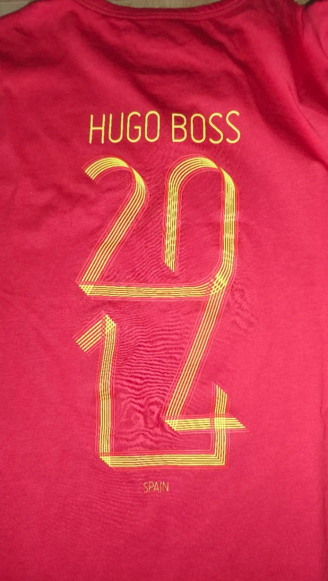 Camiseta Hugo Boss España Mundial Brasil