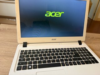 Acer Aspire ES1-523 – 12 GB RAM