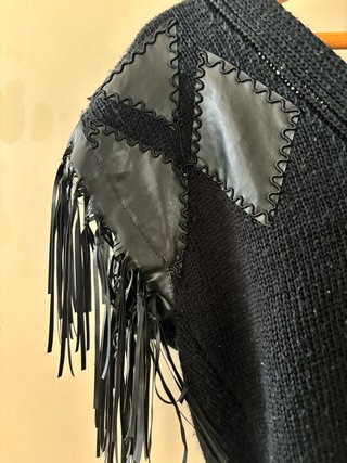 Jersey Topshop negro con flecos