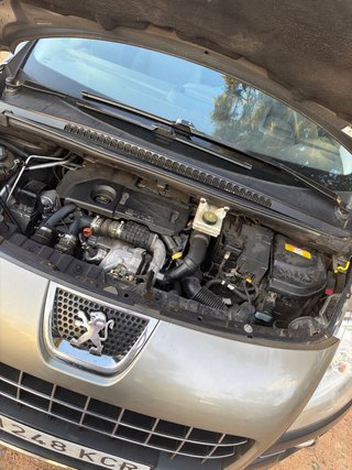 Peugeot 3008 2014