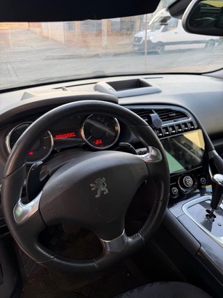 Peugeot 3008 2014