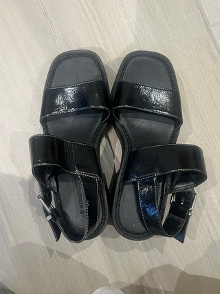 Sandalias Stradivarius negras plataforma