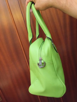 Bolso de mano verde