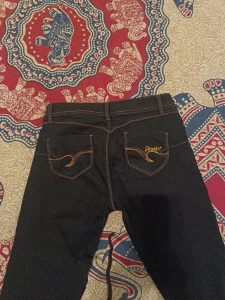 Pantalones vaqueros azul marino