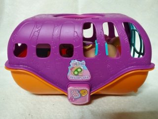 Muñeca Bellies con accesorios