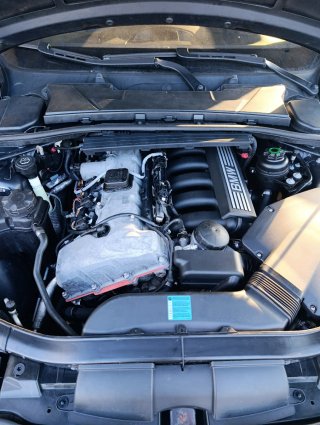 BMW 325i