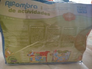 Alfombra de actividades para bebé