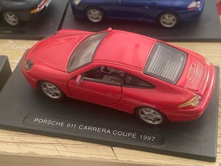 Porsche 911 Carrera Coupe 1997 Scala 1:43