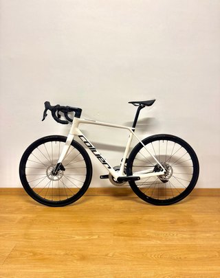 NUEVA Coluer Invicta Disc 5.8 AXS 12v