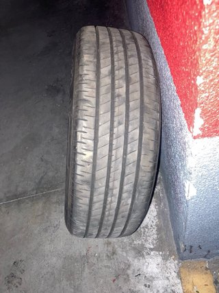 Neumático Bridgestone Turanza T005A 215/60R17 96H