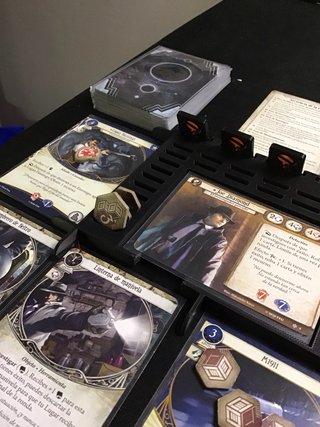 Dashboard 3D Arkham Horror LCG Investigadores