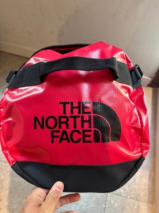 Bolso The North Face Base Camp Duffel M Rojo