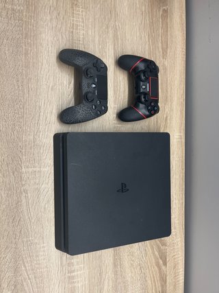 PS4 (PlayStation 4) Negra Usada
