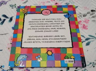 Libro Txominen sentimenduak