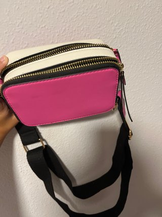 Bolso pequeño con asas y sin ( se pueden) quitar