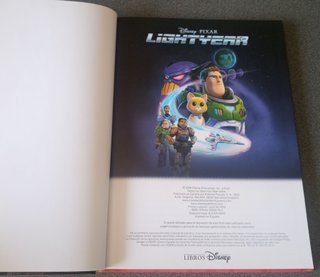 Lote libros Mundo Extraño Lightyear Red