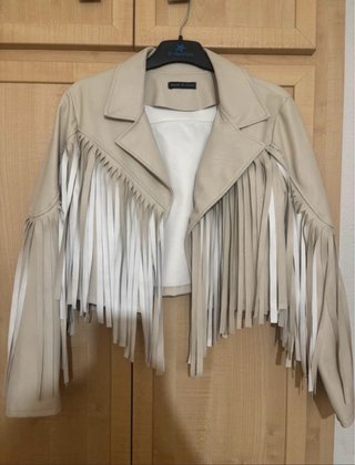 Chaqueta polipiel Beige con Flecos corta