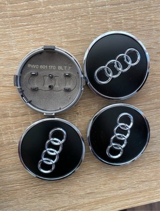 Tapabujes Llantas Audi Negro Originales (4uds)
