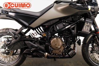 HUSQVARNA SVARTPILEN 125
