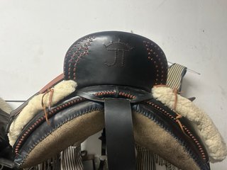 Montura vaquera mixta rejoneo