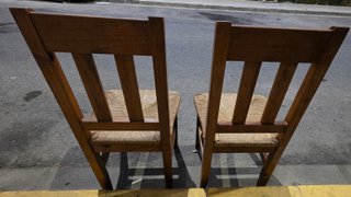 2 Sillas de Pino y Asiento de Enea Hecho a Mano