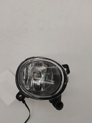 89205628 faro antiniebla derecho audi a4 1948