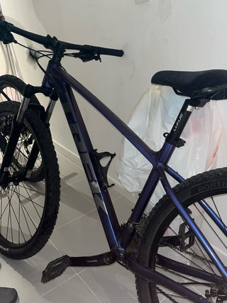 Bicicleta Montaña Morada NUEVA NO MAREANTES