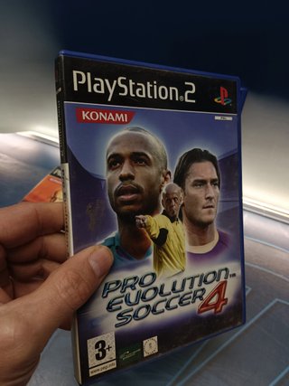 videojuegos Playstation 2 La Saga- Pro evolution Soccer 2, 3 y 4 + international superstar Soccer 2