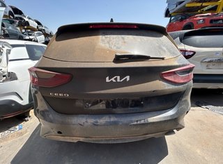 2910885 j792111020 faro derecho kia ceed business