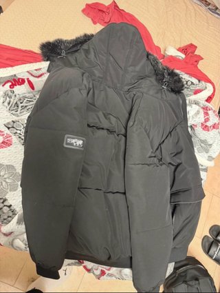 Piumino invernale Mcknzie con cappuccio